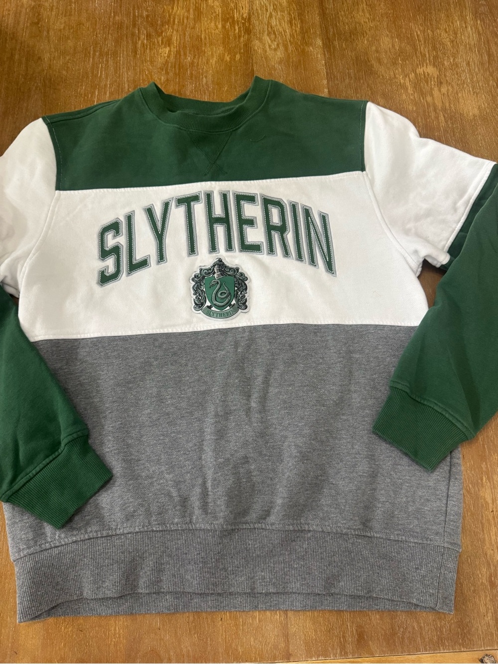 Slytherin Colorblock Crewneck Sweatshirt - Green/White/Gray